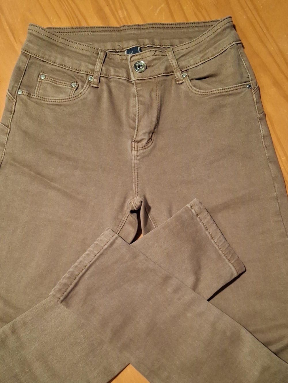 Women’s Brown Slim Jeans